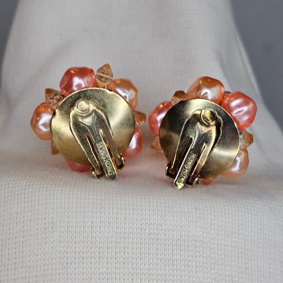 Vintage Costume Jewelry Peach Ombre 4 Layer Faux Pearl Necklace Clip On Earrings - Picture 8 of 12